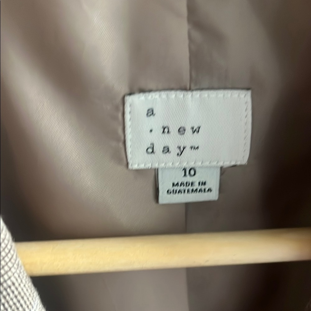A New Day Tan Plaid Blazer - Picture 4 of 5
